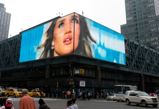 ДВА Медиа фасада - Светодиодная (полноцветная) видео реклама